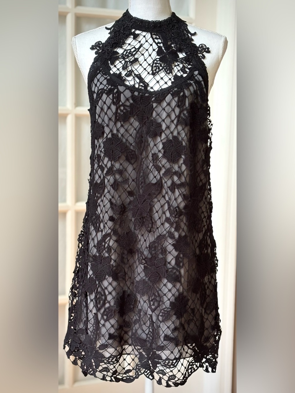 Free People Black Crochet Lace Open Back Halter Tunic Dress Size S Fair